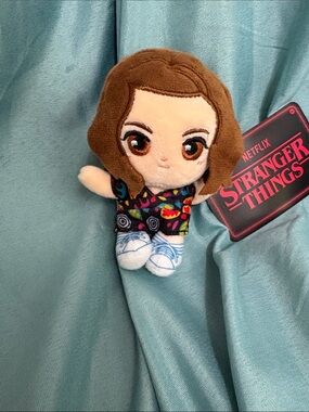 Jazwares Netflix Stranger Things Eleven Chibi Mini Plush.